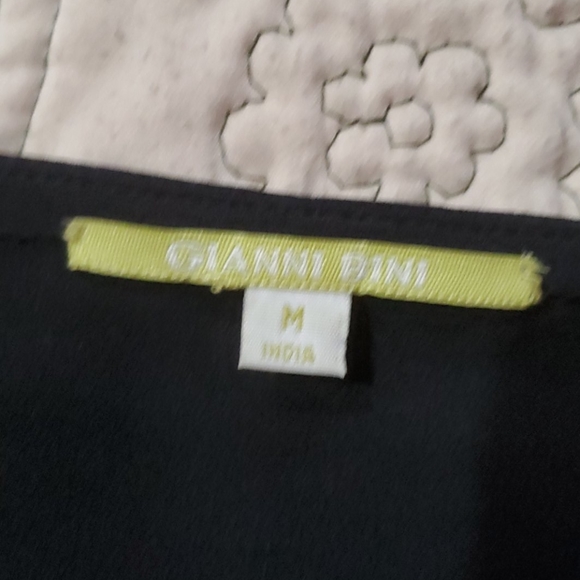 Top - Picture 4 of 6